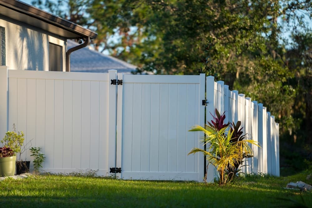 5 Reasons Your Big Island Home Needs a New Fence Today!
