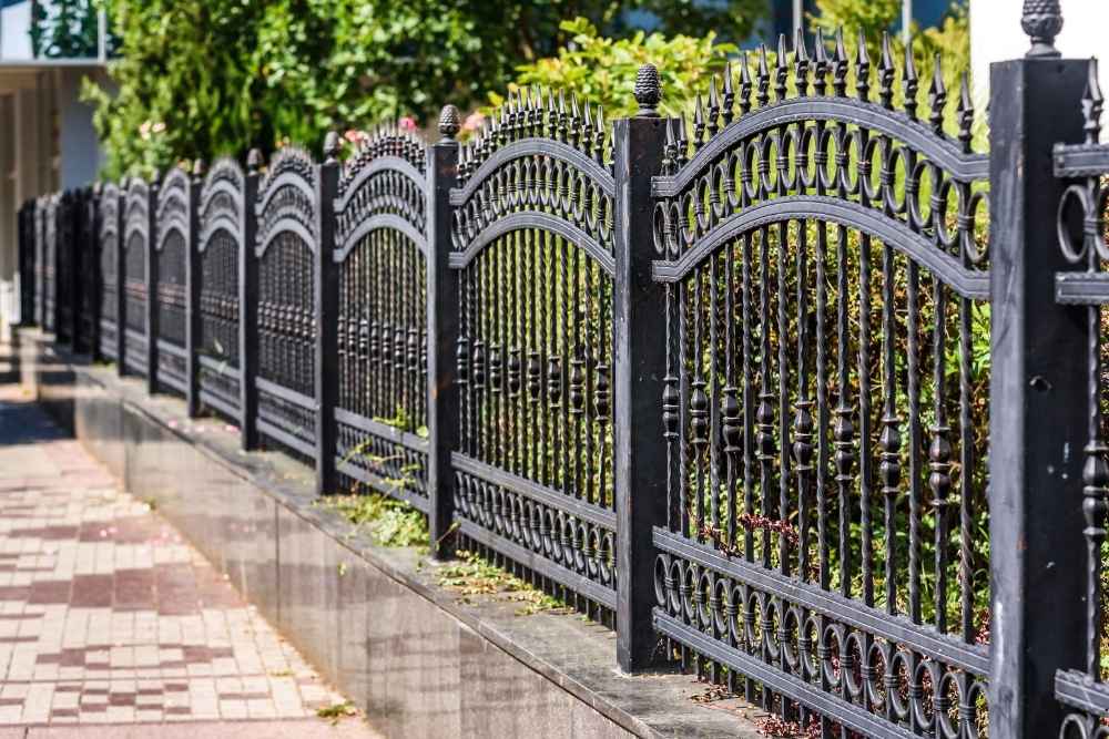 Commercial Fencing in Captain Cook, HI: Security Solutions That Work