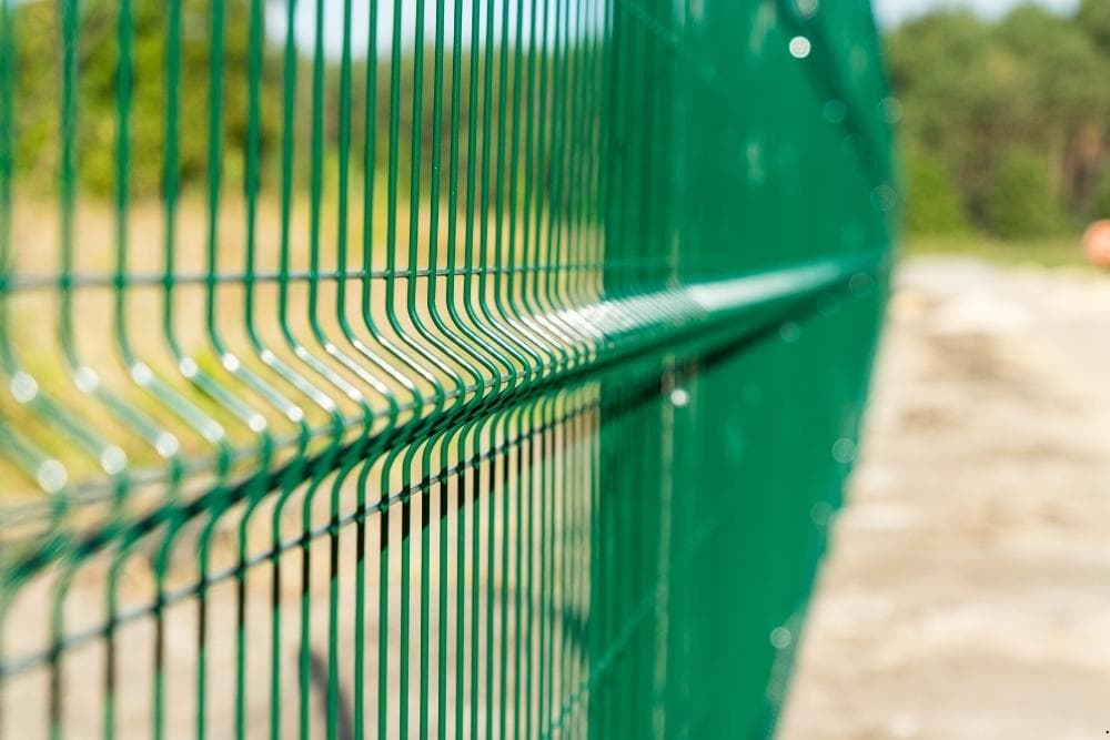 Say Goodbye to Unwanted Pests – The Best Fencing for Big Island Gardens